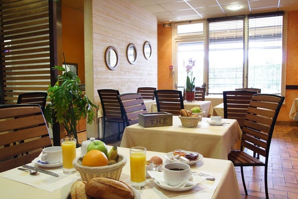 Kyriad Rennes Sud - Cesson Chantepie Restaurant foto